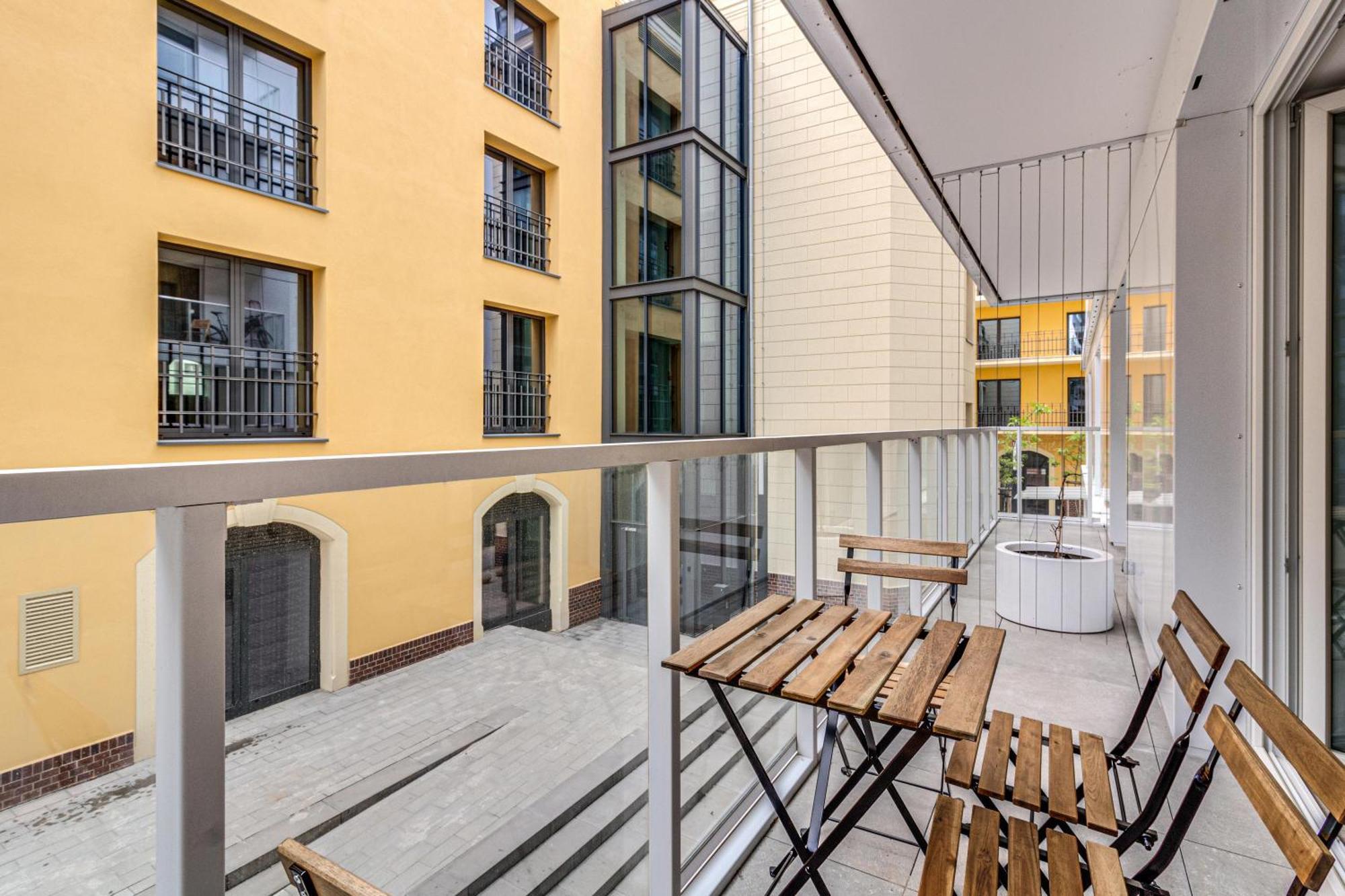 Rentplanet - Apartamenty Ksiecia Witolda Wrocław Extérieur photo