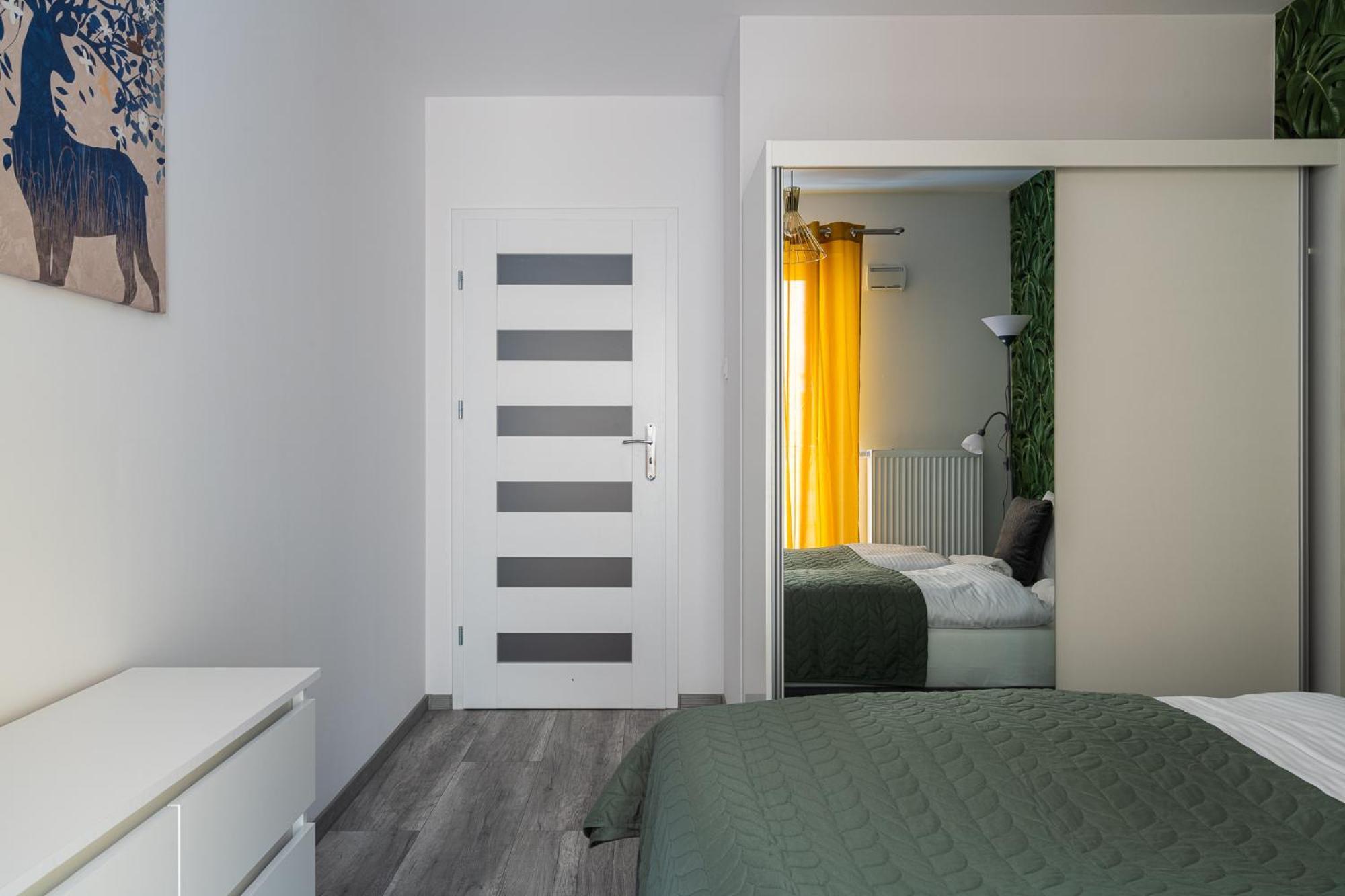 Rentplanet - Apartamenty Ksiecia Witolda Wrocław Extérieur photo