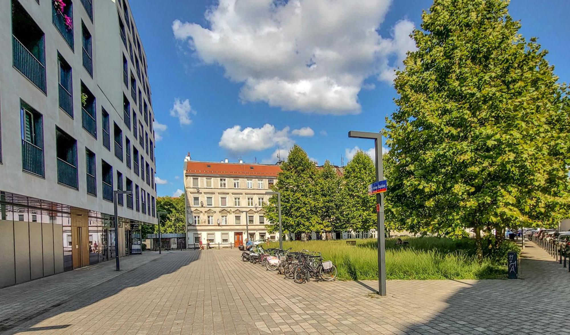 Rentplanet - Apartamenty Ksiecia Witolda Wrocław Extérieur photo